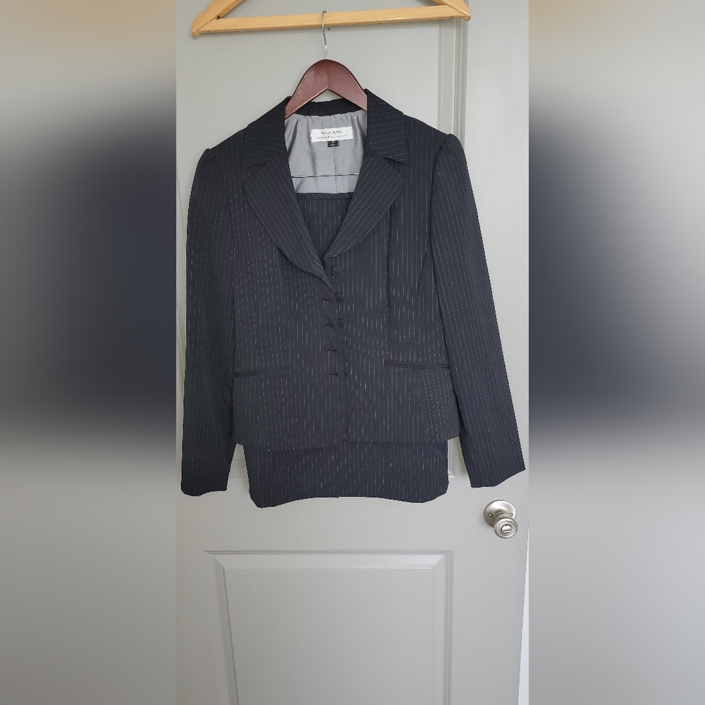 Women's suit | Jacket and skirt